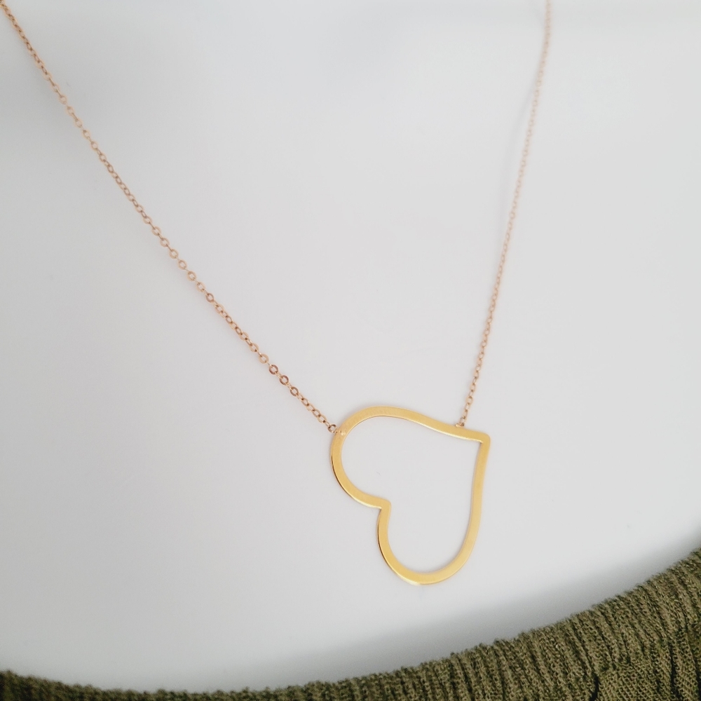 Heart necklace 14k Rosegold